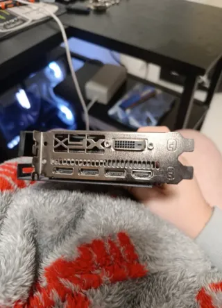 XFX RX 580 8GB Tarjeta Gráfica
