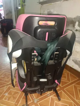Silla de coche para bebé rosa