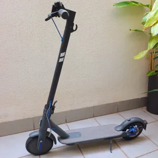 Xiaomi Mi Electric Scooter 3 en buen estado.