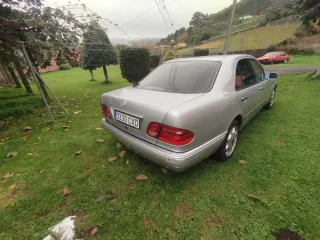 Mercedes-Benz Clase E 1999