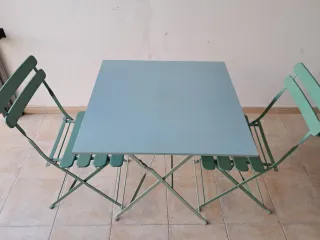 Tavolo e 2 Sedie da Giardino in Metallo Verdi