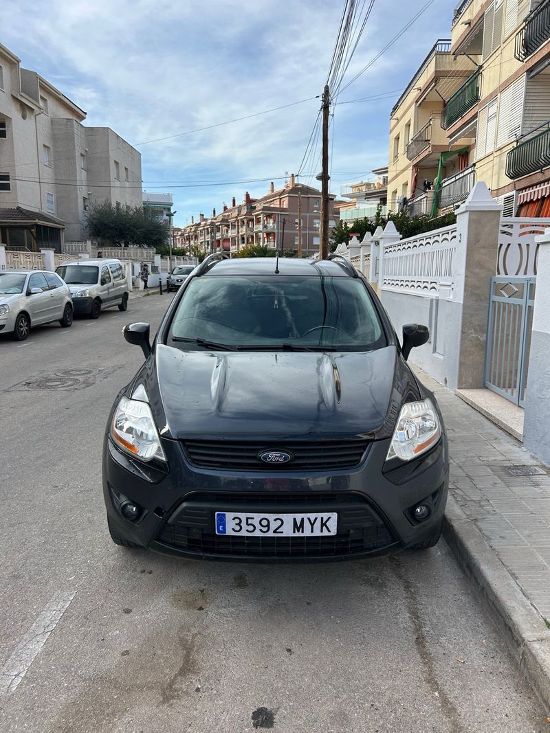 Ford Kuga 2010 - foto 1