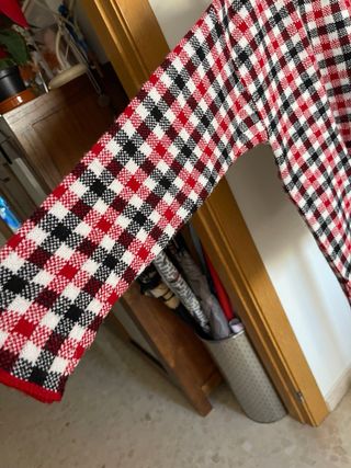 Jersey cuadros rojo y negro