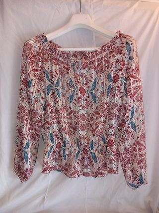 Blusa vaporosa estampado floral