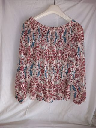 Blusa vaporosa estampado floral