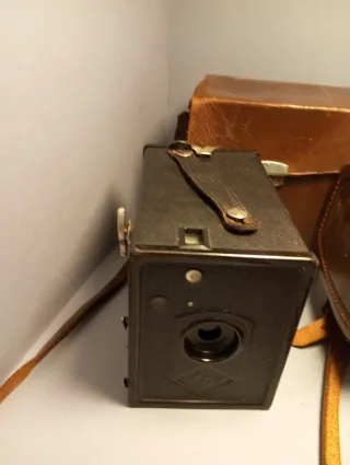 2 fotocamere AGFA con custodie