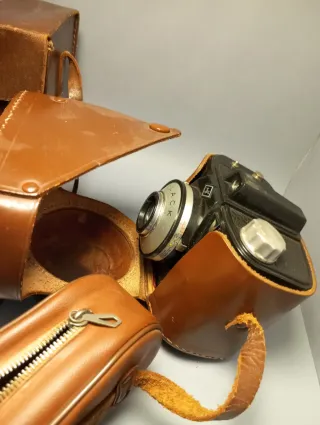 2 fotocamere AGFA con custodie