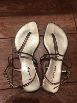 Sandalias doradas El Corte Inglés Talla 38