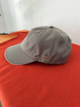 GORRO LORO PIANA