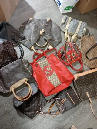 Lotto di 11 borse