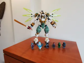 Lego 70676 Lloyd's Titan Mech