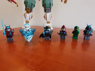 Lego 70676 Lloyd's Titan Mech