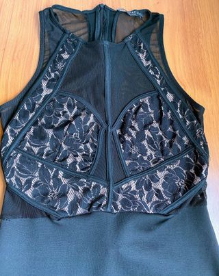 Vestido Bershka Navidad, encaje T/S