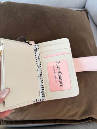 Billetera Juicy Couture Rosa Corazón