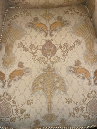 Poltrona barocca tessuto e legno