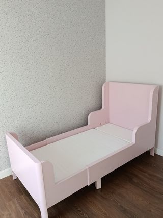 Cama infantil Ikea BUSUNGE rosa 80x200