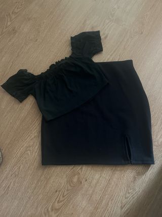 2 tops rayas ,1 top blanco ,conjunto de top-falda