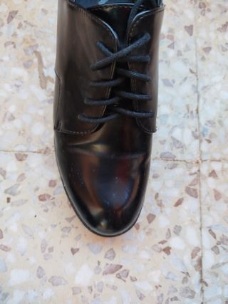 Zapatos de tacón negros