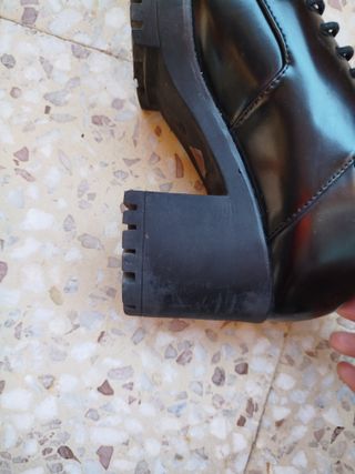 Zapatos de tacón negros