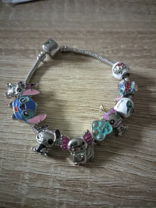Pulsera Charm Stitch