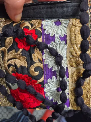 Bolso de fiesta bordado