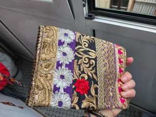 Bolso de fiesta bordado