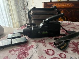 Videocámara Sharp Zoom 8 VL-C6400E