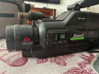 Videocámara Sharp Zoom 8 VL-C6400E