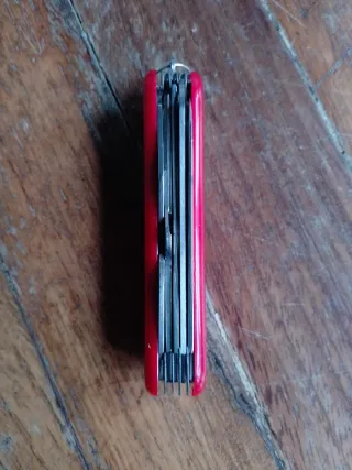 Navaja multiusos roja