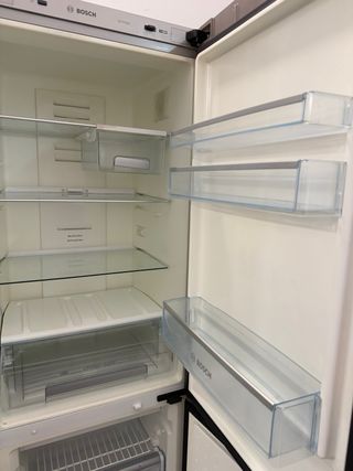 Nevera Bosch plateada