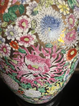 Coppia di vasi cinesi floreali in ceramica