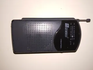 Radio Portátil Nevir 2 Bandas AM/FM