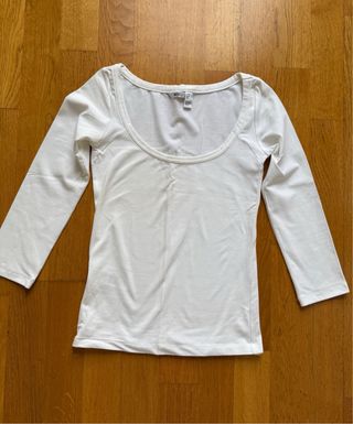 Preciosa camiseta de Mango blanca TS
