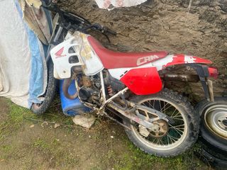 Honda CRM 75 matriculada