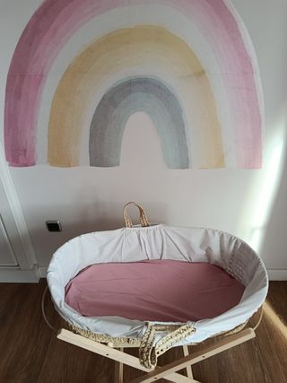Moisés mimbre bebé con soporte madera