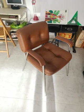 (se vende el pack de 3) Sillón de oficina piel mar