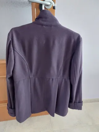 Abrigo de paño ONLY morado