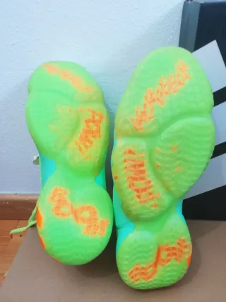 Adidas Talla 42 y 1/2 "colección"