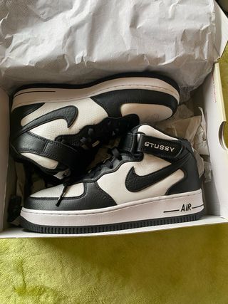 Nike Air Force 1 Mid x Stussy