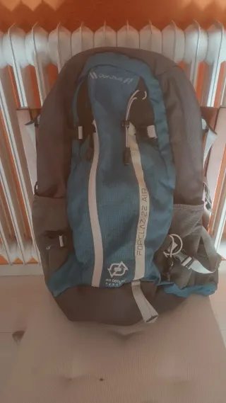 Mochila senderismo Forclaz 22 Air Quechua