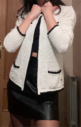 Cardigan Amichi Beige Fibras Doradas