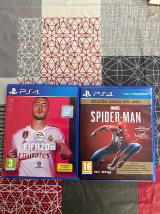 PS4 slim 1TB + 2 mandos DualShock + 2 juegos