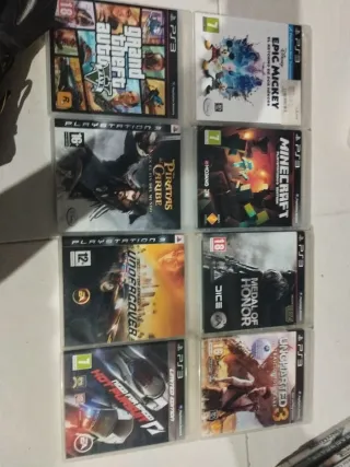 Pacchetto 8 giochi PS3 completi per Spagna
