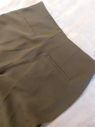 Pantalón de vestir verde oliva mujer