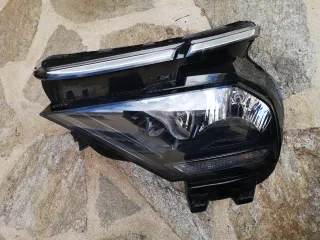 Faro Delantero Izquierdo Citroen c4. LERR BIRN