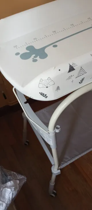 Cambiador de bebé con funda