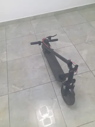 Patinete Eléctrico Negro