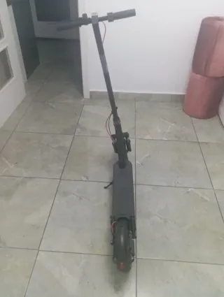 Patinete Eléctrico Negro