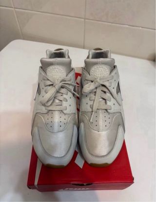 Nike Huarache Mujer beige Blanco