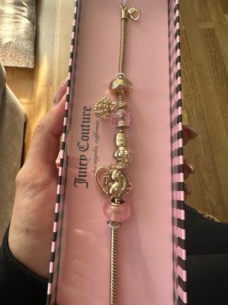 Pulsera Juicy Couture Heritage Collection